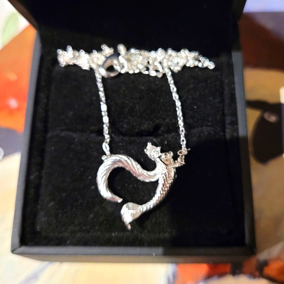 NWOT JEULIA "DANCING BY THE MOONLIGHT" MERMAID NECKLACE - Picture 1 of 2